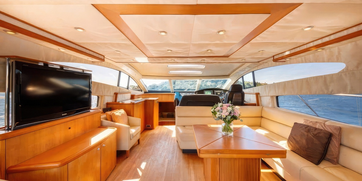 Аренда яхты Sunseeker 72 Predator во Франции- Nera Oceano